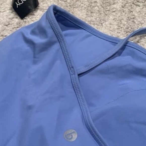 Cotton on athletic top - Picture 3 of 3